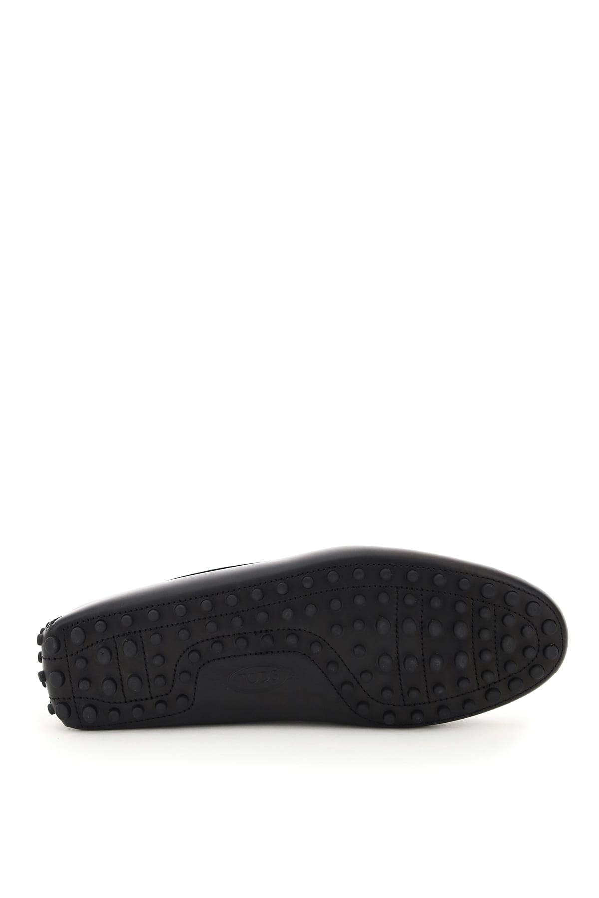 Tod's Nuovo Gommino Driver Loafers In Nero (black)