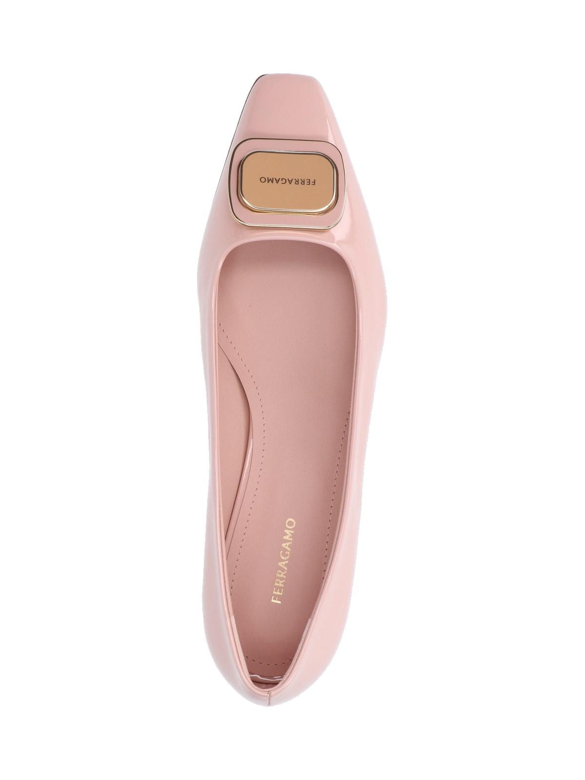 Shop Ferragamo New Vara Plate Pumps In Pink