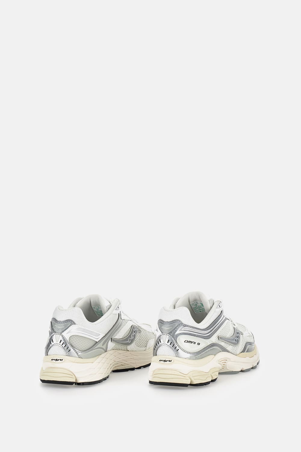 Saucony Mens White Silver Progrid Omni 9 Woven Trainers In Multi