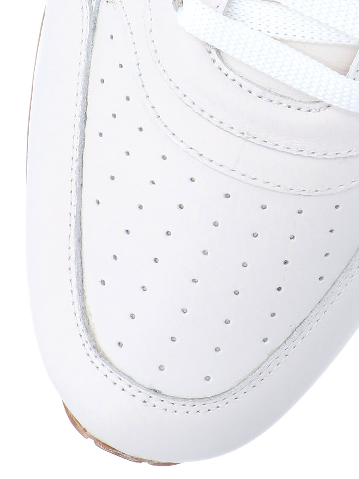 Astel Sneakers In White