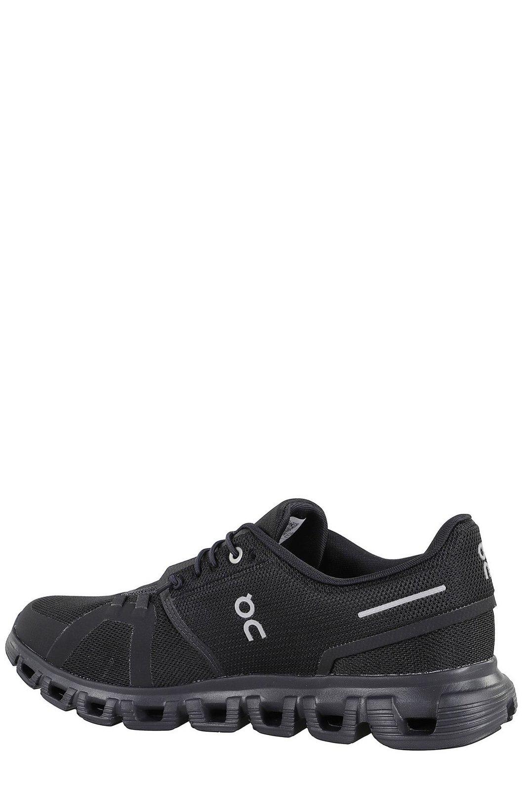 On Cloud 6 Logo Printed Sneakers In Black