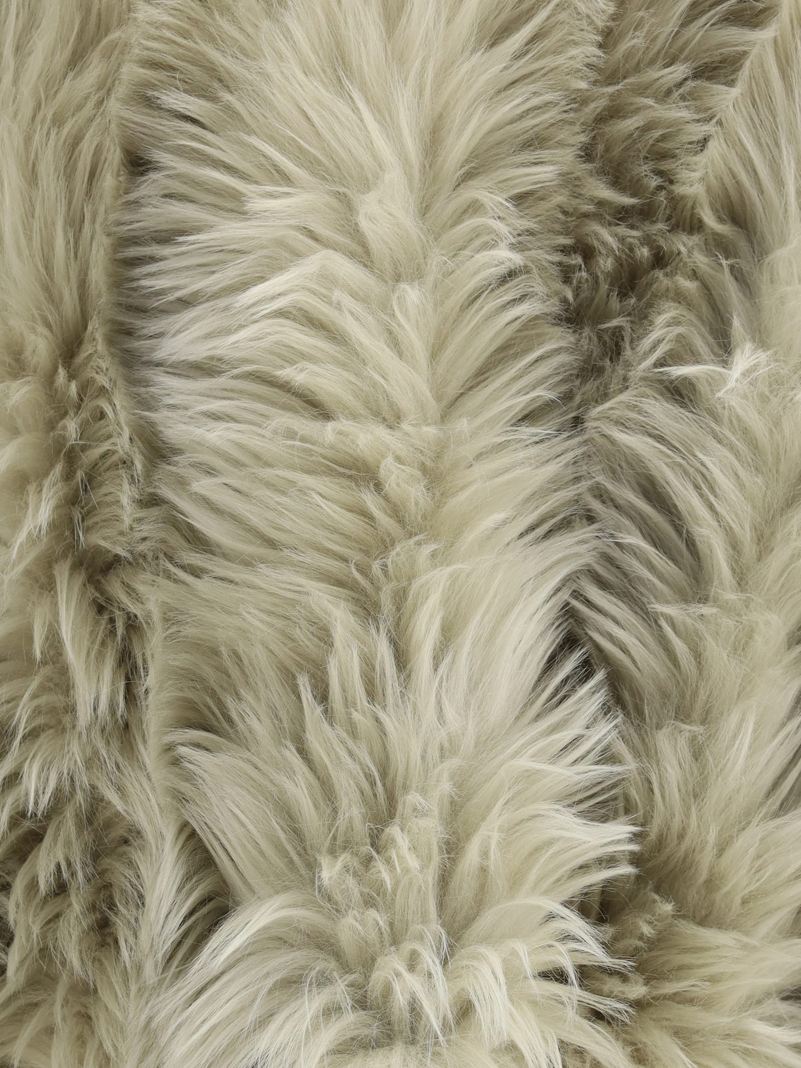 The Latest Thelatest Short Ice-white Faux Fur Coat In Green