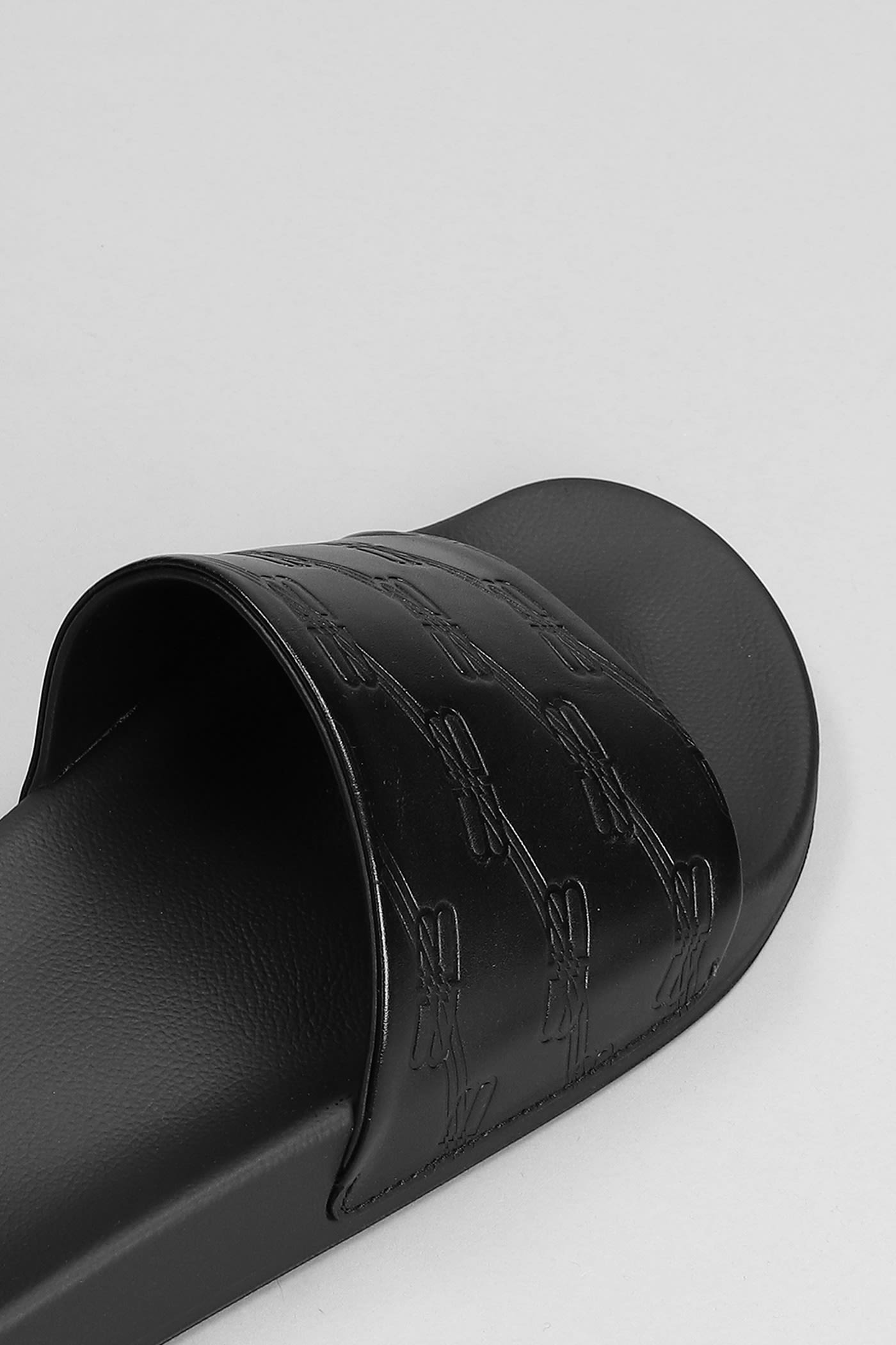 Balenciaga Slipper-mule In Black Leather In Black
