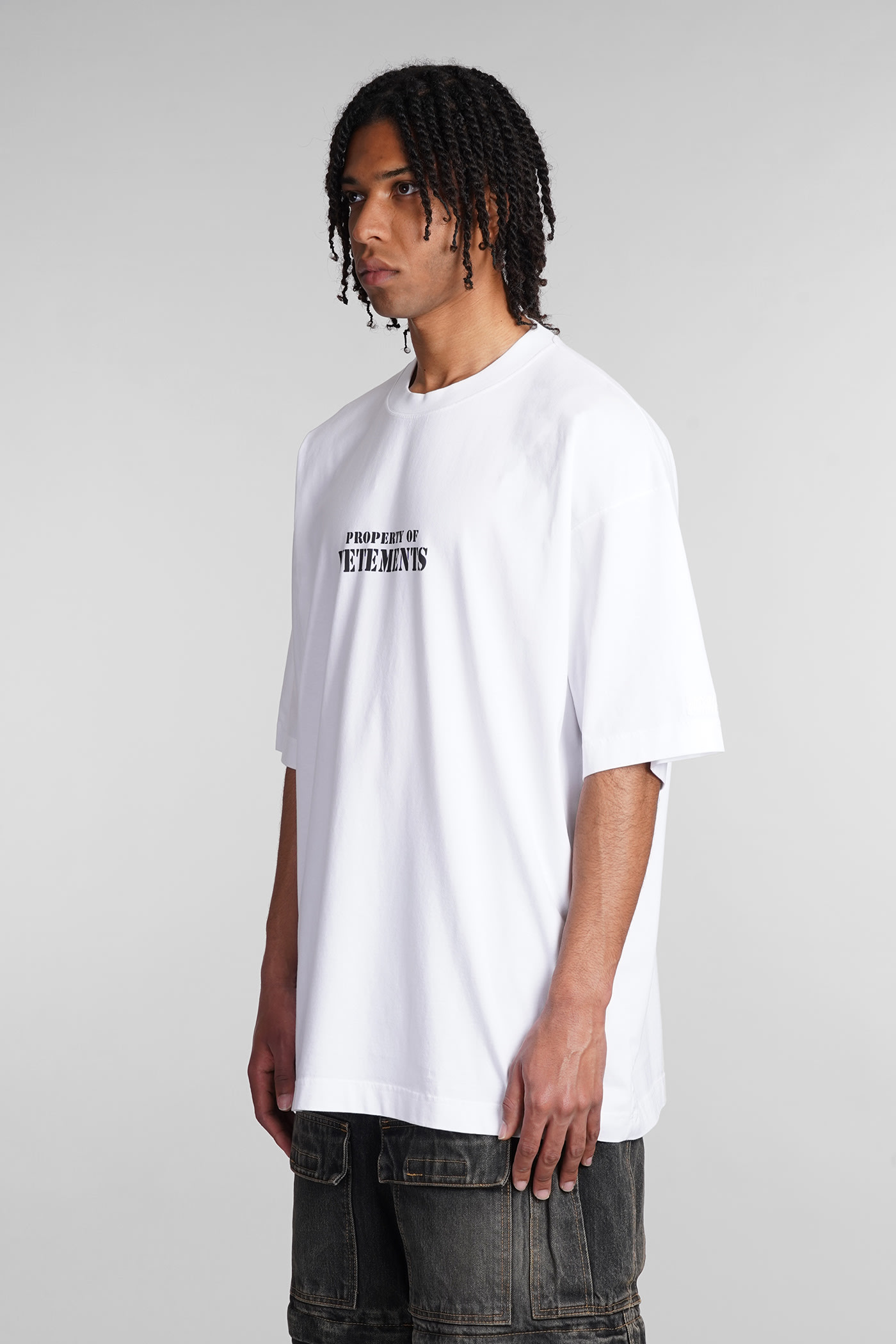 Shop Vetements T-shirt In White Cotton