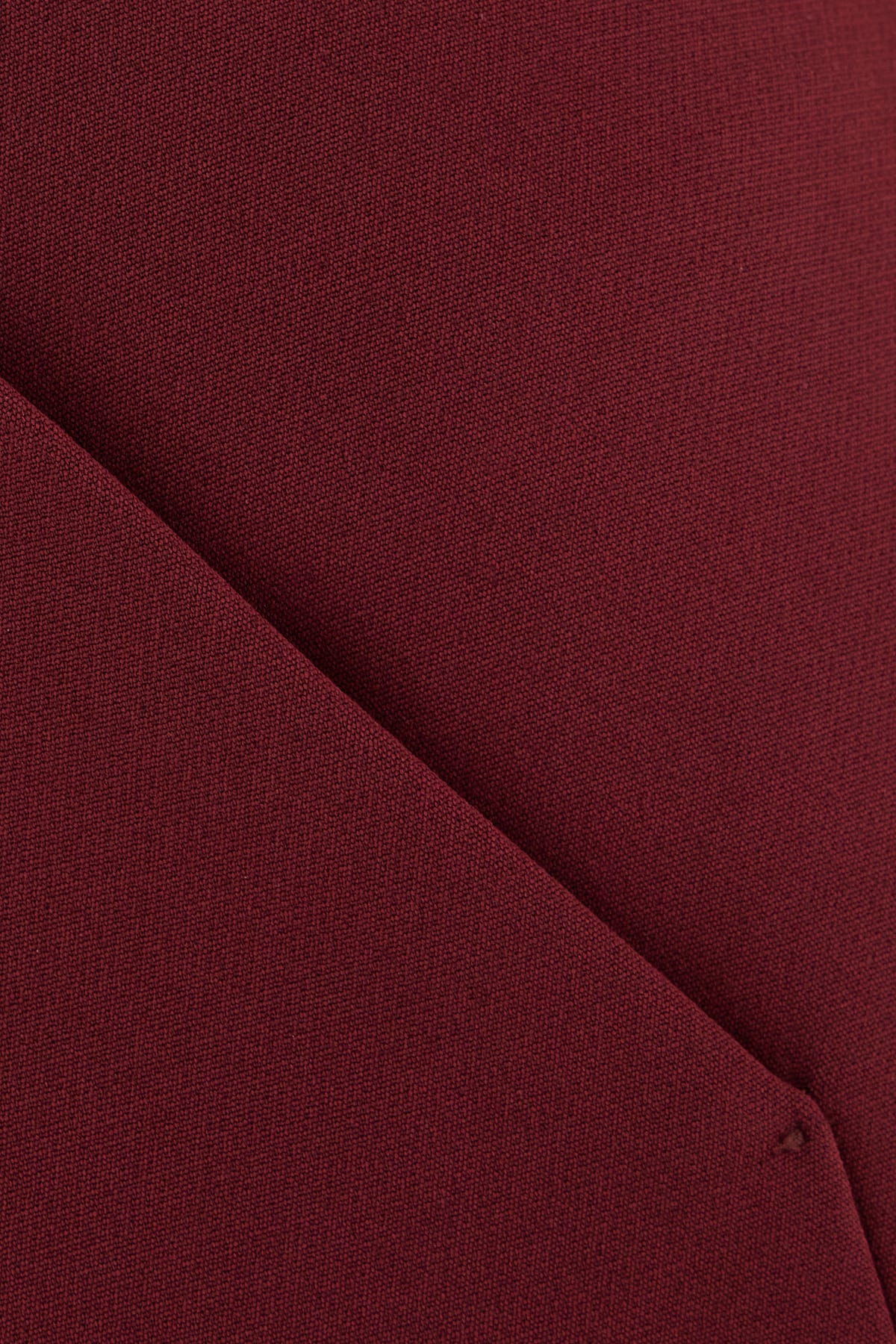 Genny Grape Stretch Viscose Blend Skirt In Burgundy