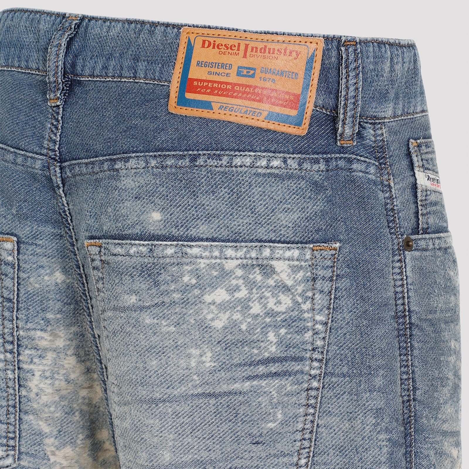 Diesel 1996 D-sire-fsf Jeans Women In Denim