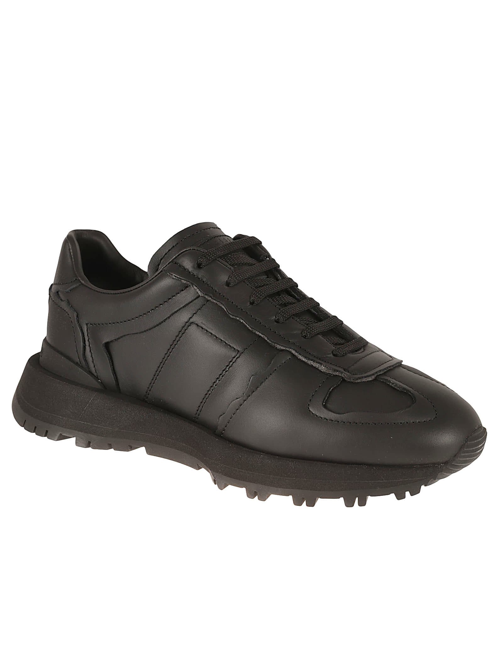 Shop Maison Margiela Low Classic Sneakers In Black