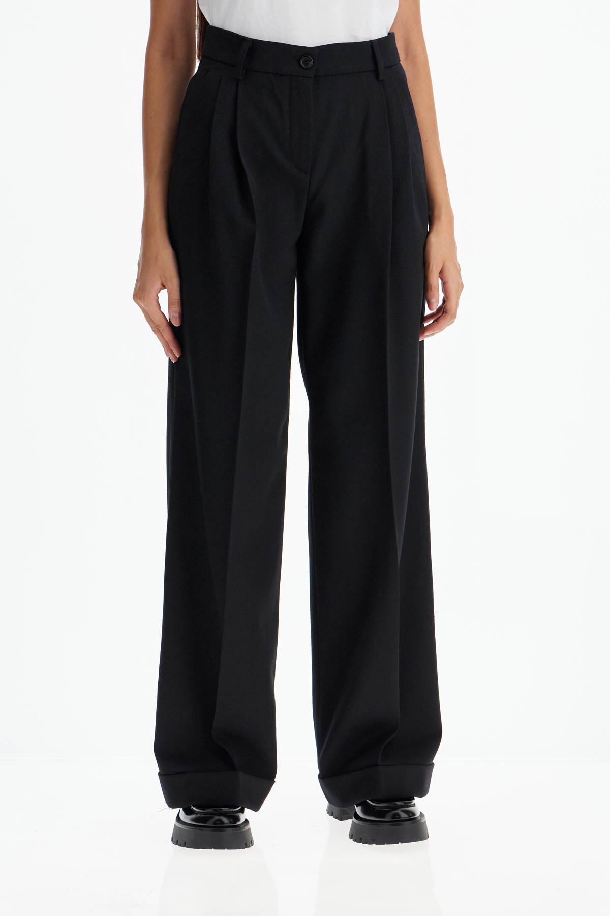 Shop Pinko Twill Wide-leg Trousers In Pal In Nero Limousine (black)