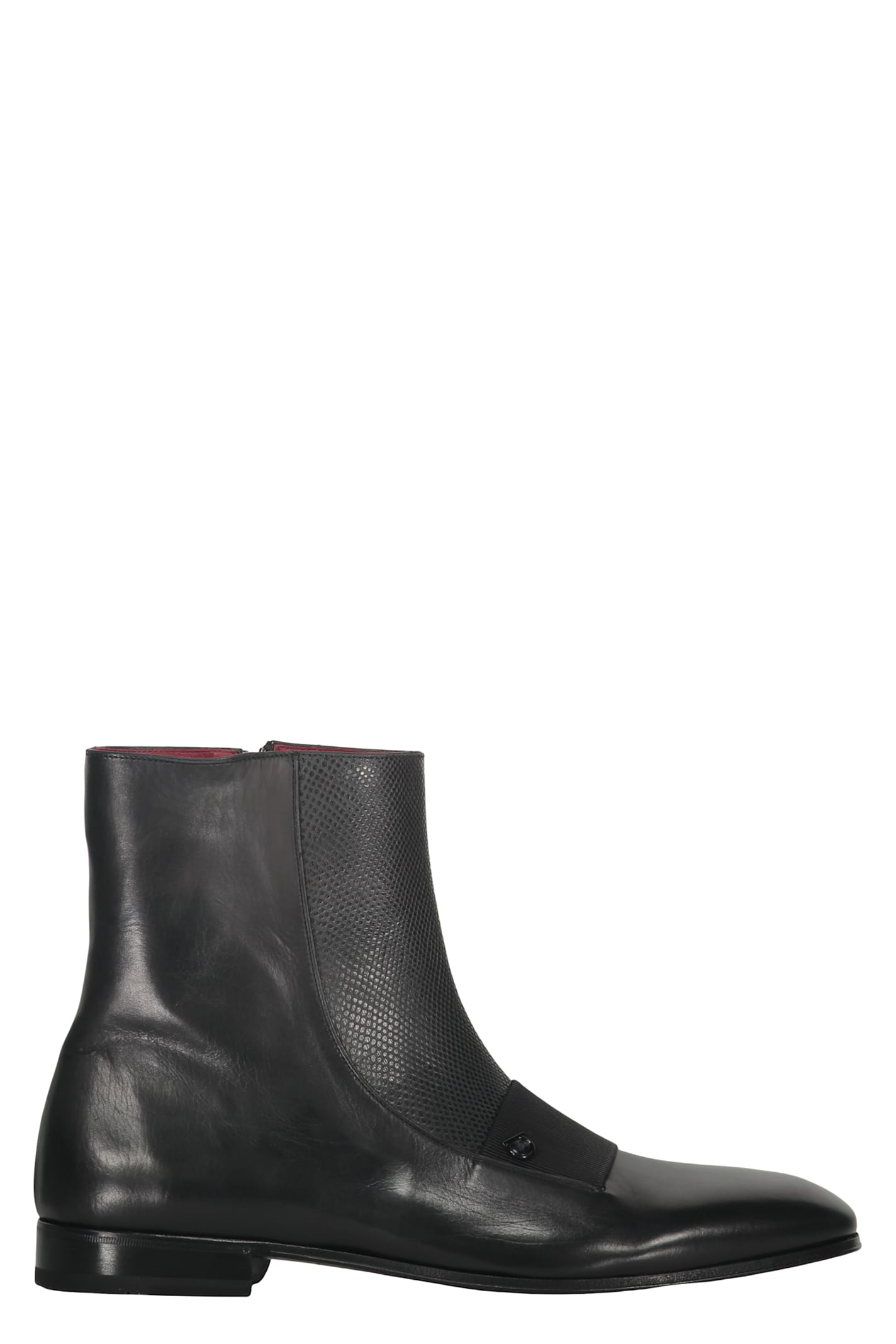 Ferragamo Leather Zip-up Ankle Boots In Black