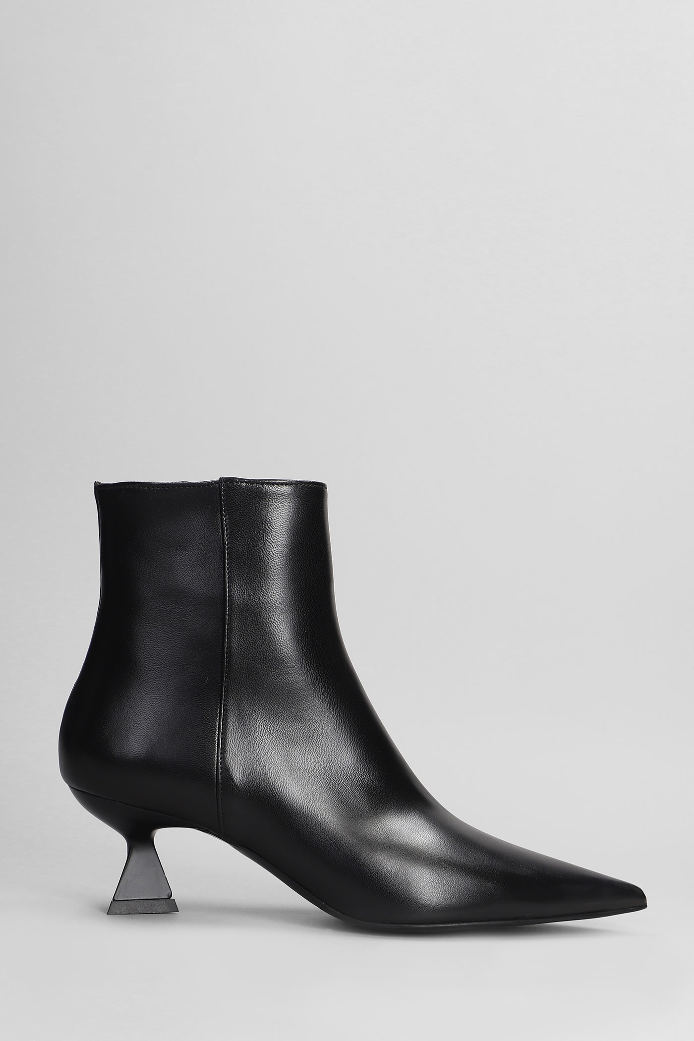Jina High Heels Ankle Boots In Black Leather