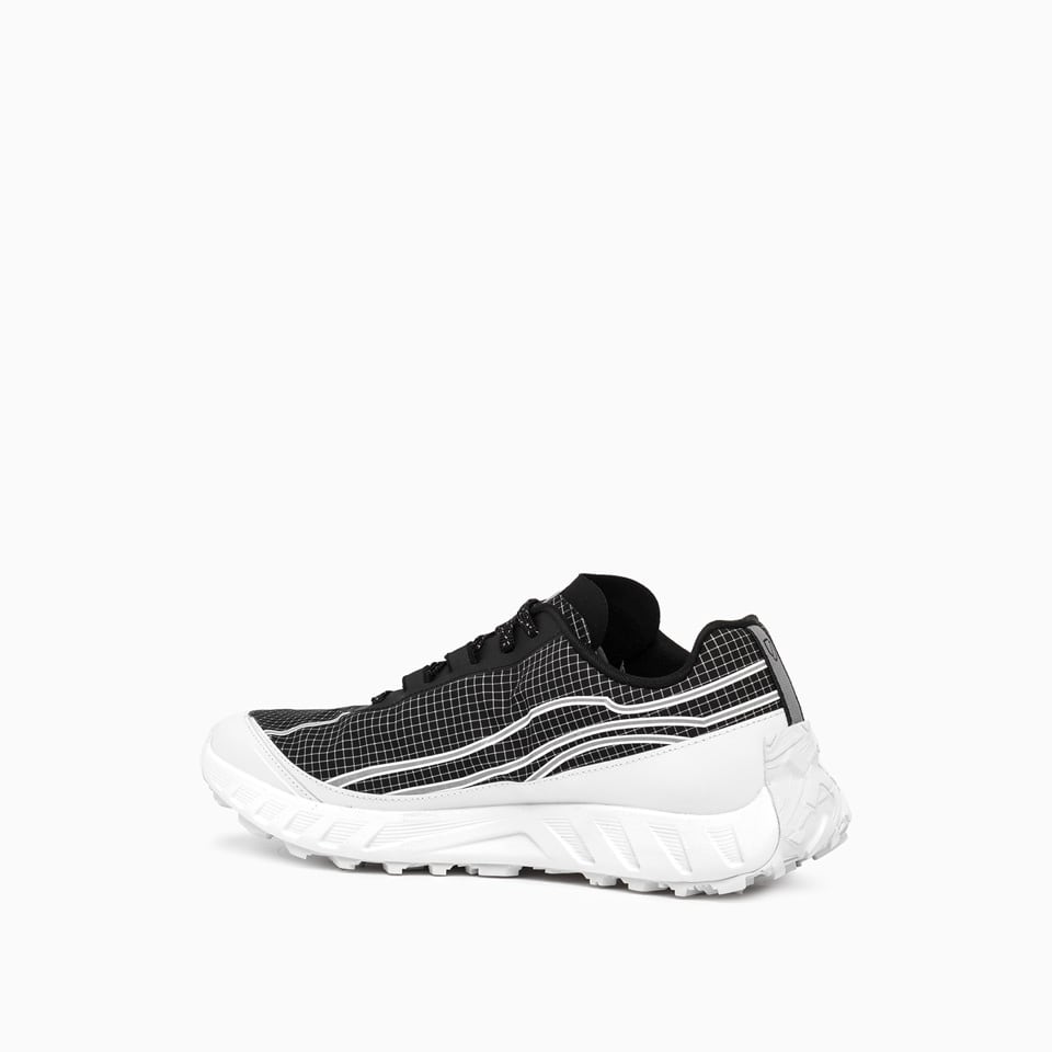 Shop Norda The 002 Blk/ripstop 1019 Sneakers In Black/white