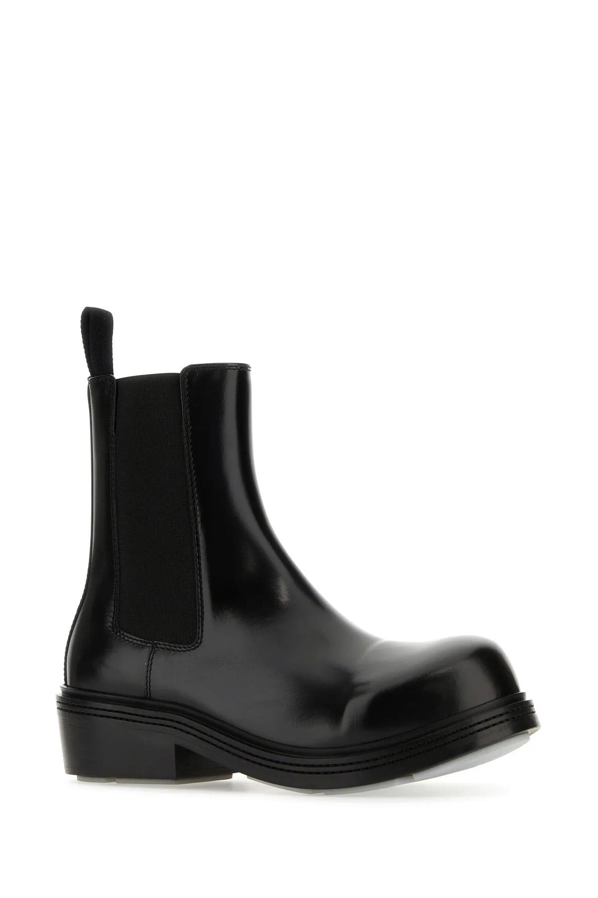 BOTTEGA VENETA BLACK LEATHER ANKLE BOOTS 