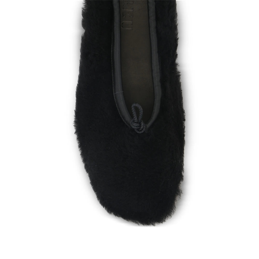 Hereu Black Puntera Shearling Ballerina Flats In Black