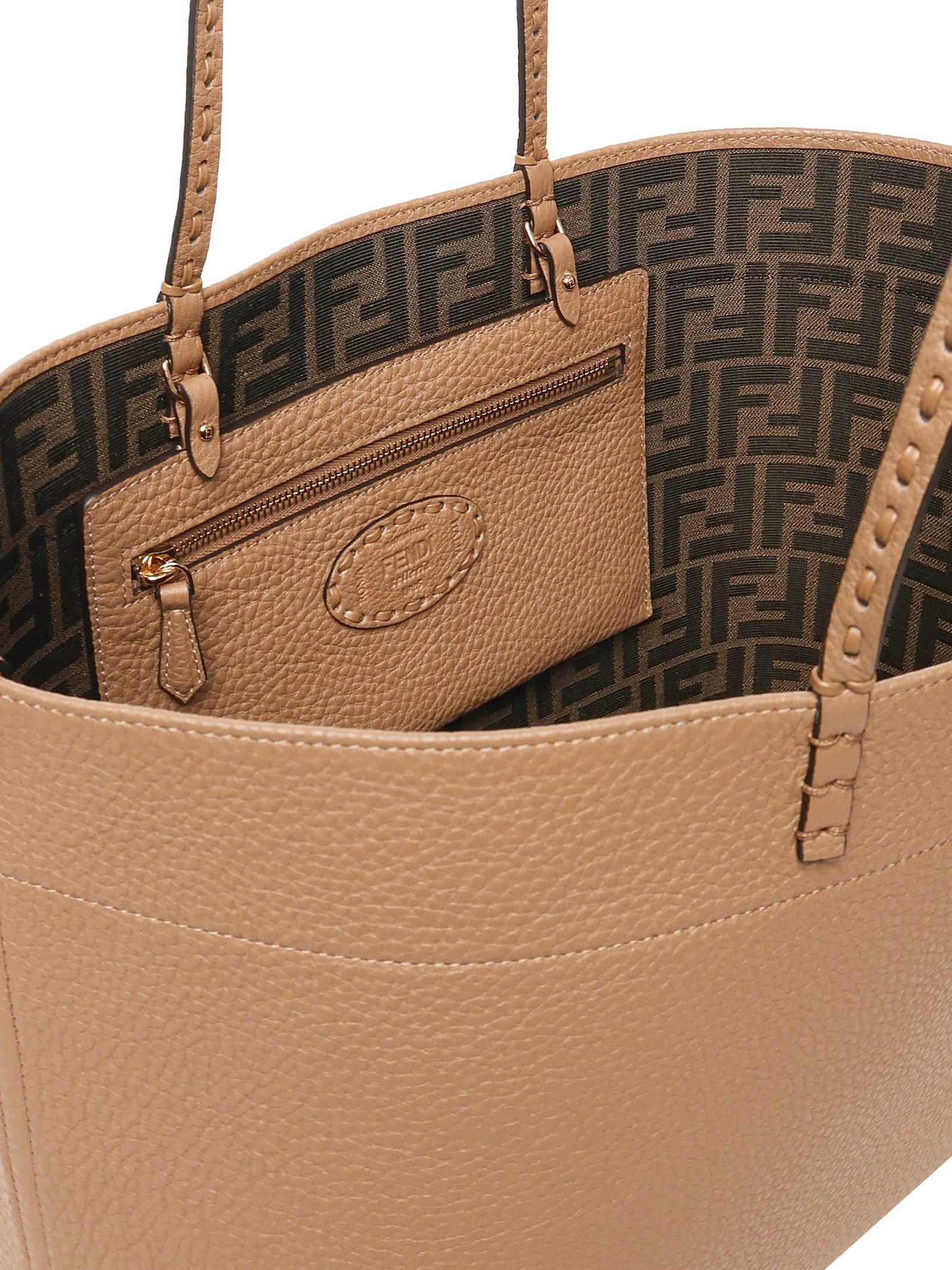 Fendi Medium Roll Bag In Cappuccino