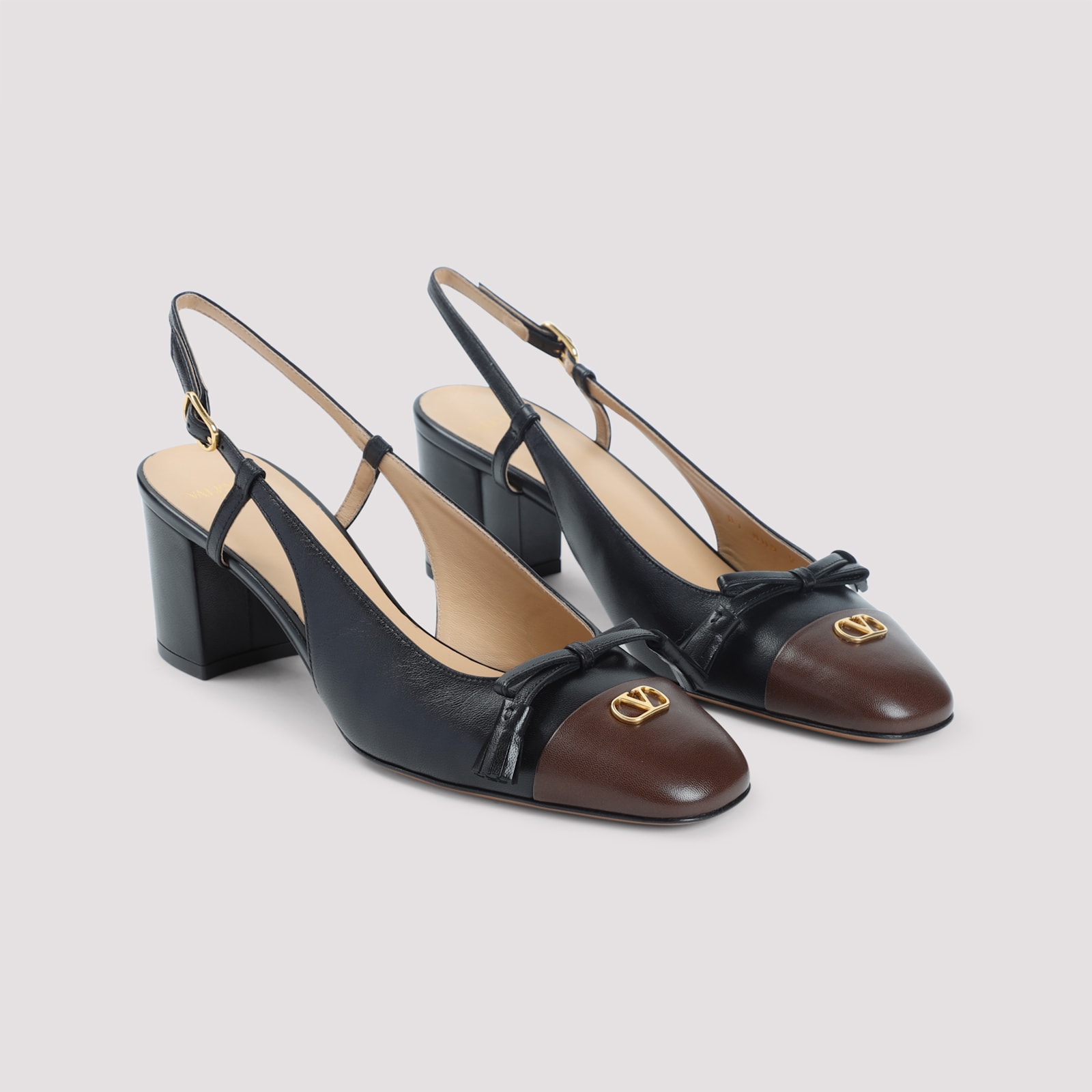 Valentino Valet Du Roi Vlogo Leather Slingback Pumps In Black