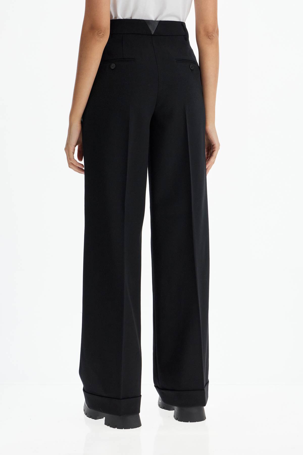 Shop Pinko Twill Wide-leg Trousers In Pal In Nero Limousine (black)