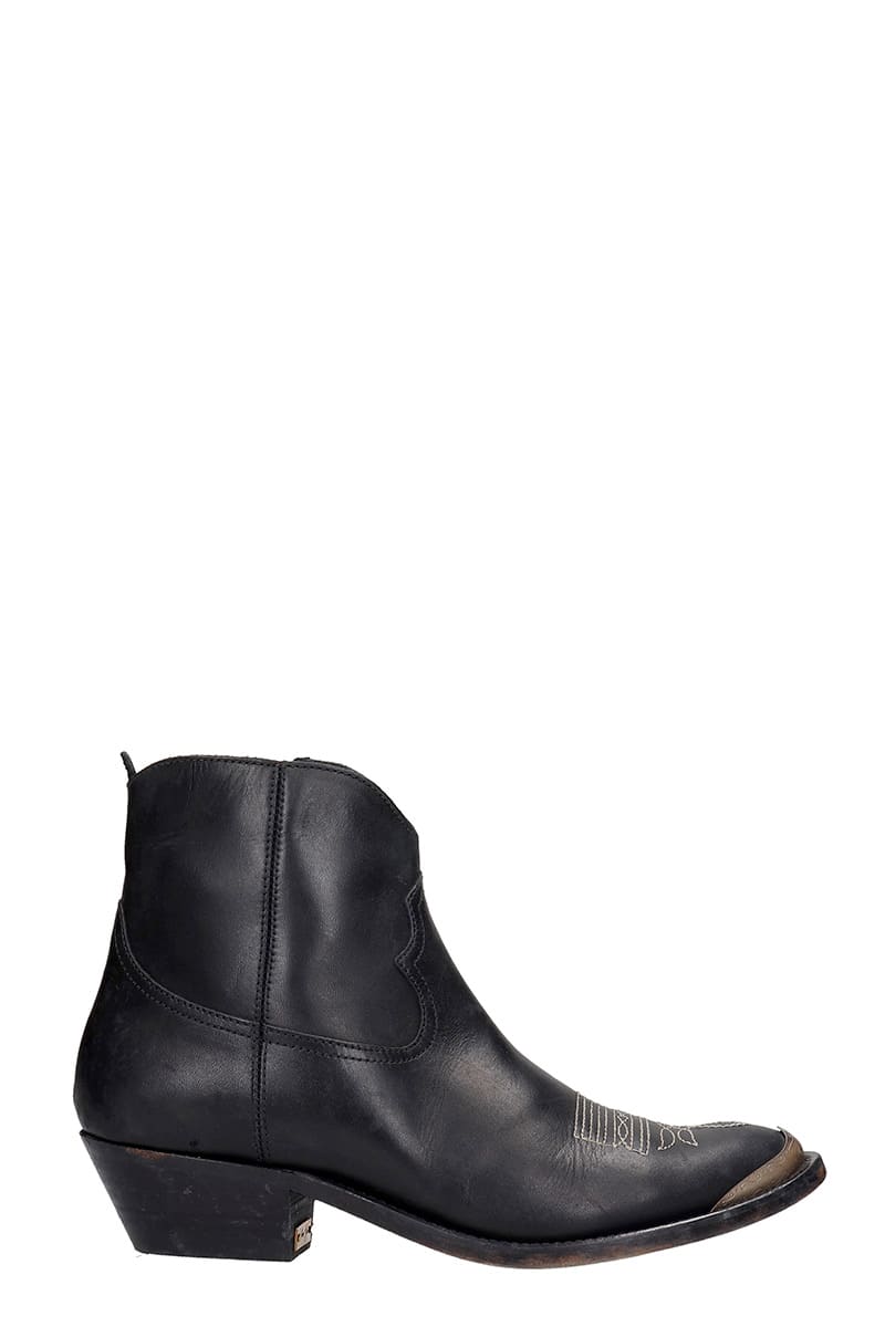 Golden Goose Yuong Texan Ankle Boots In Black Leather