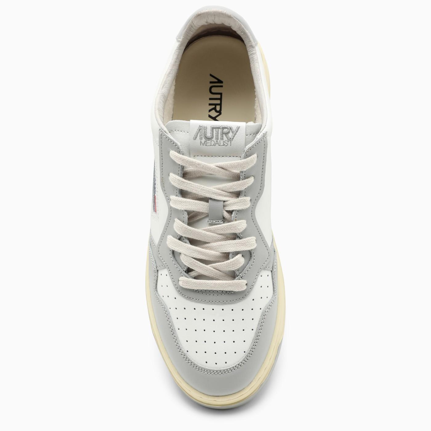 Shop Autry Medalist White\/grey Leather Trainer In Wht/vapor
