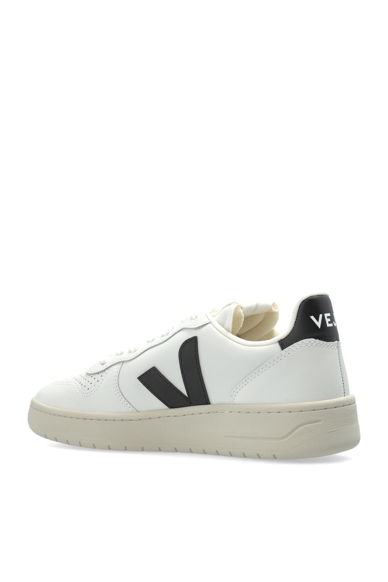 Veja Leather Sneakers With Contrast Heel Tab In White