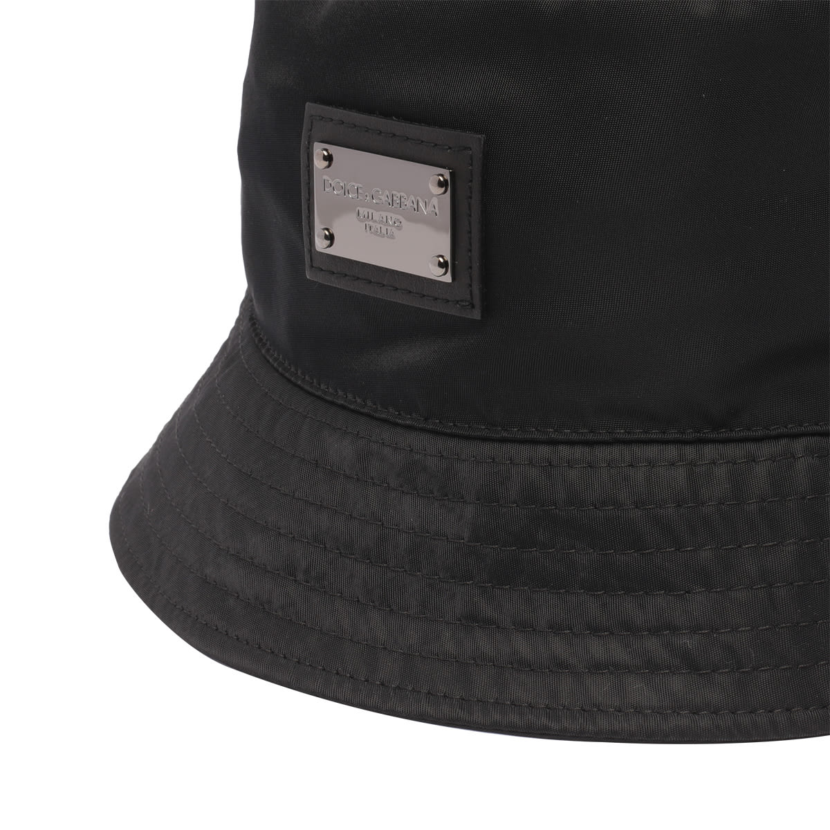 Shop Dolce & Gabbana Bucket Hat With Logo Plaque In Nero