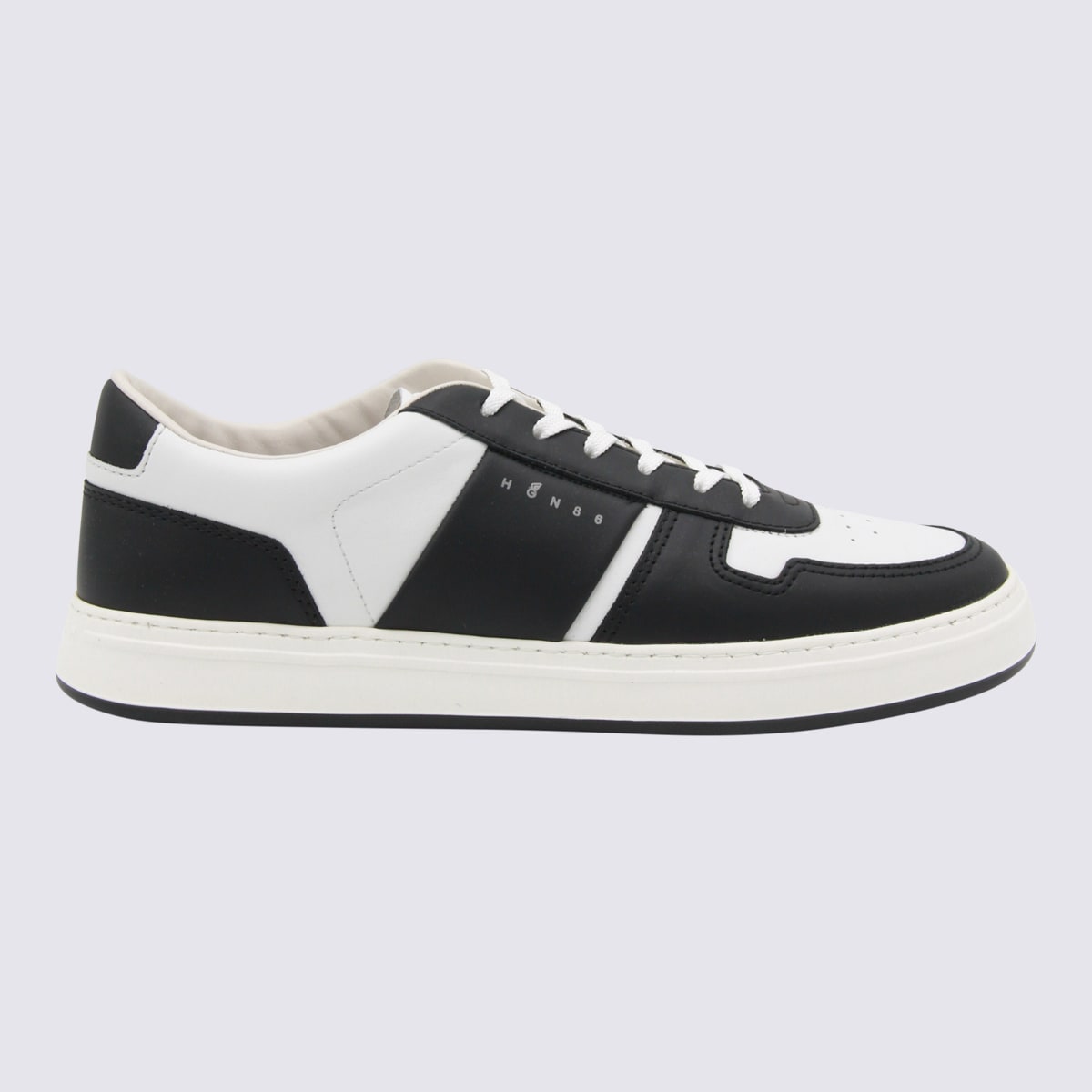 Hogan Round Toe Low Top Sneakers With Contrast Panels And Rubber Sole In Black