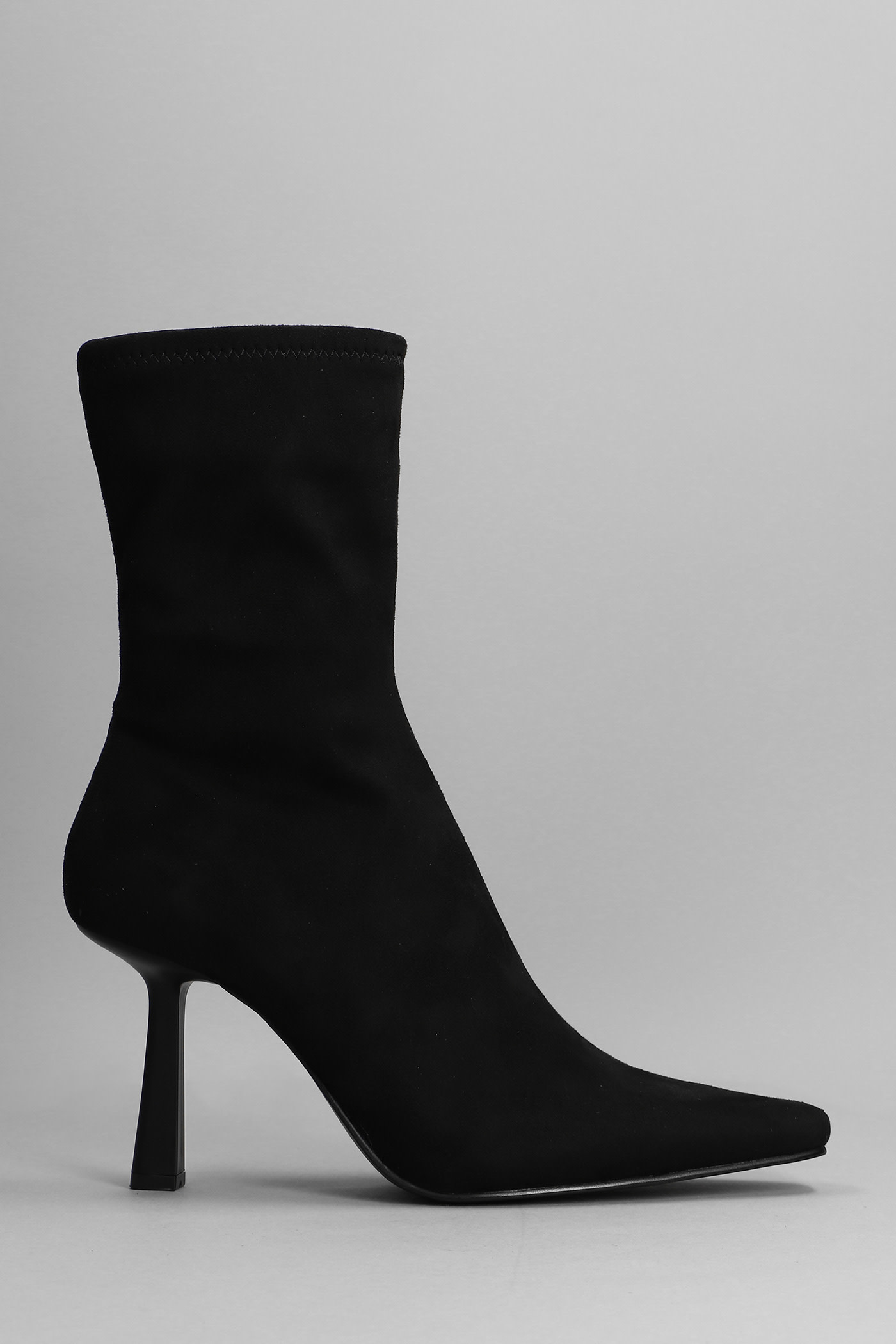 Steve Madden Vakay High Heels Ankle Boots In Black Suede