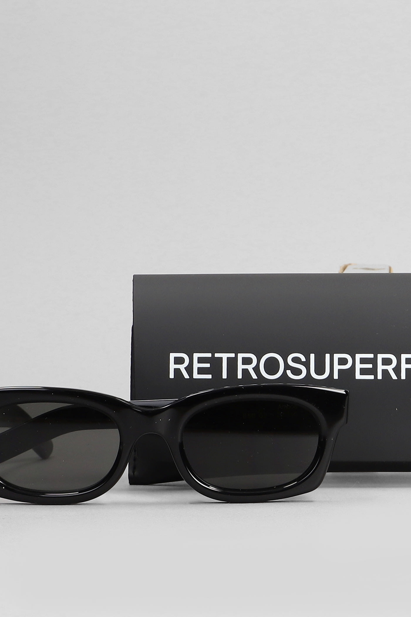 RETROSUPERFUTURE SUNGLASSES IN BLACK ACETATE