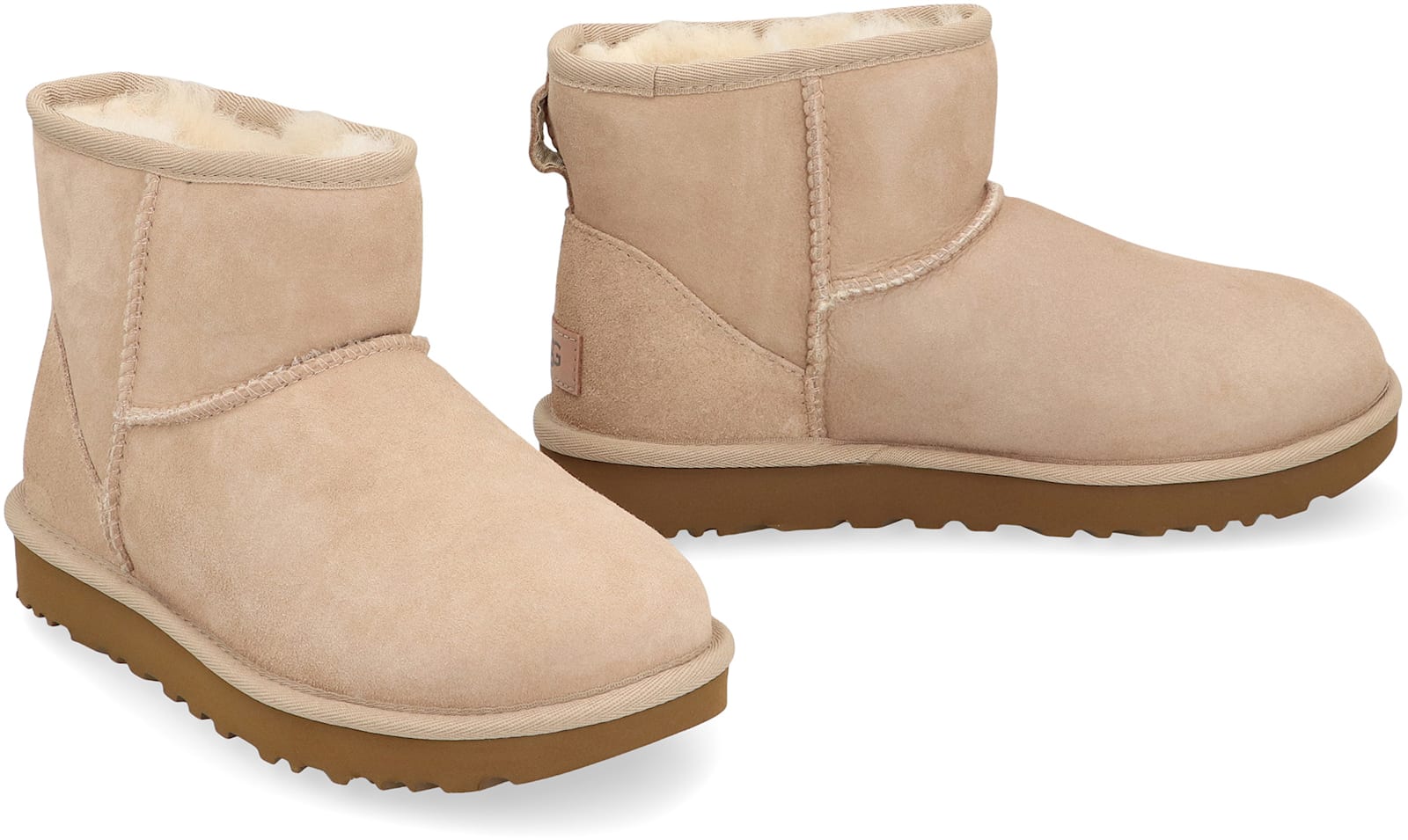 UGG CLASSIC MINI II BOOTS