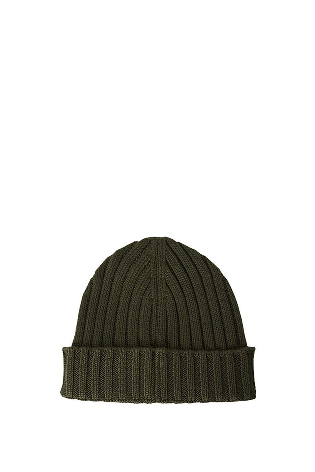 Shop C.p. Company Logo Patch Ribbed Beanie In Ivy Green