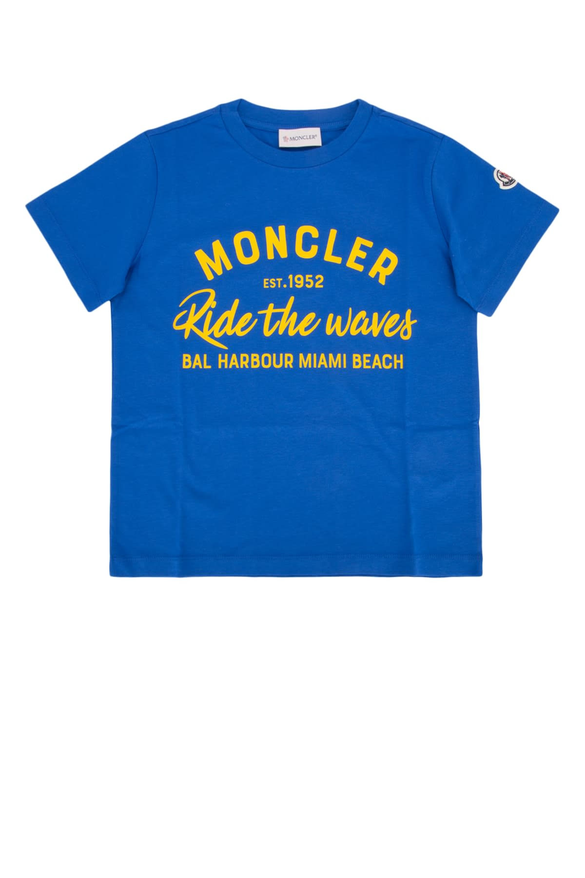 Shop Moncler T-shirt In 711