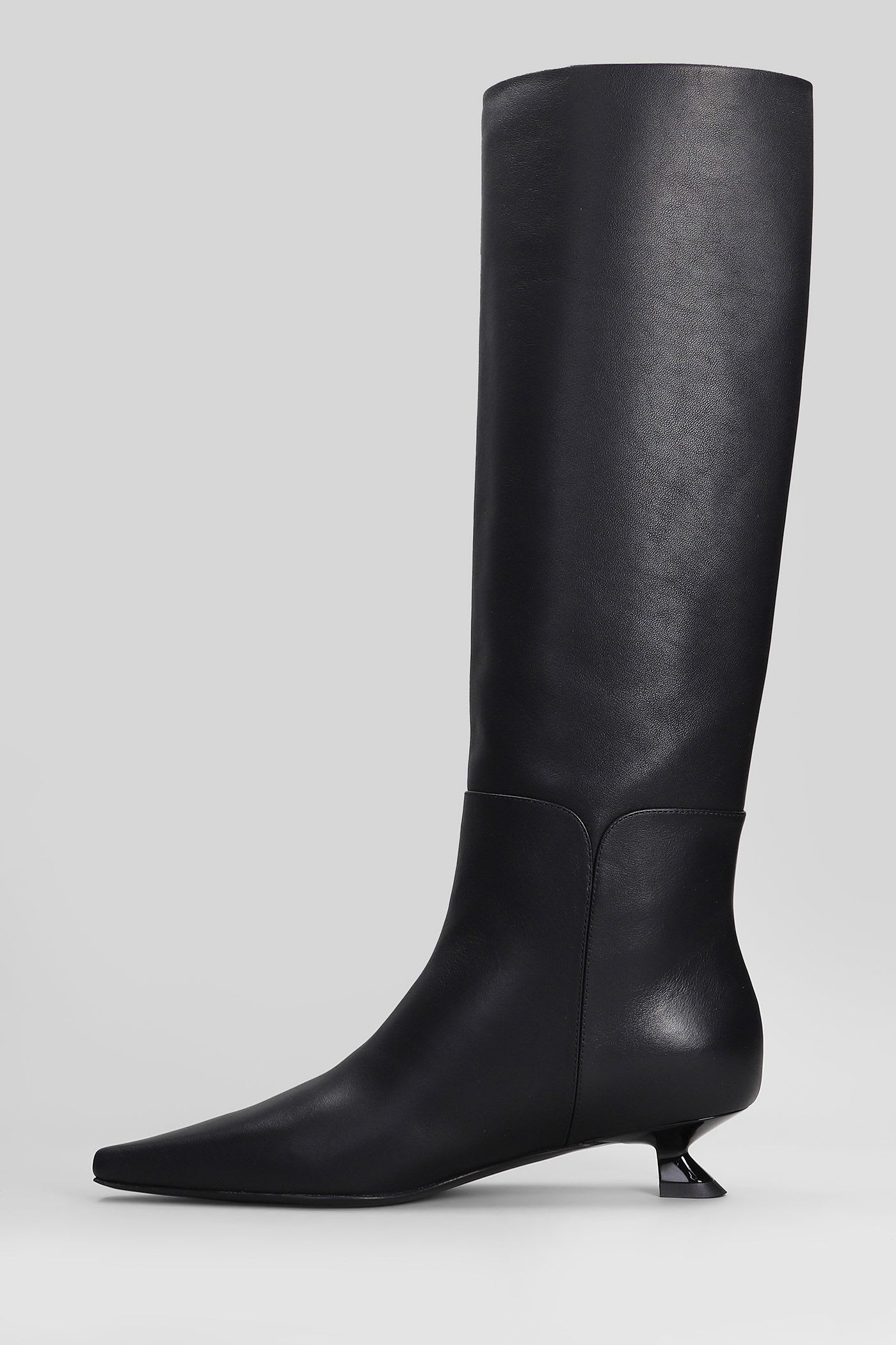 3juin Olympe 035 Low Heels Boots In Black Leather In Black
