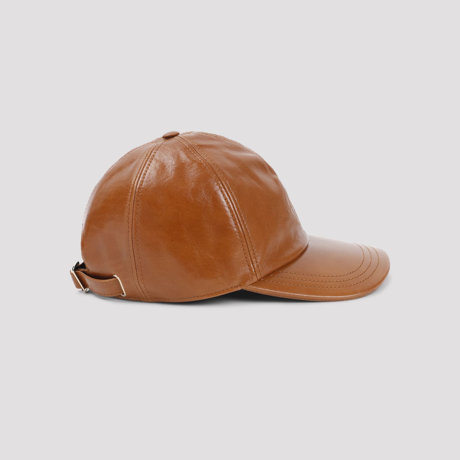 Shop Chloé Swing Cap In M Clay Brown