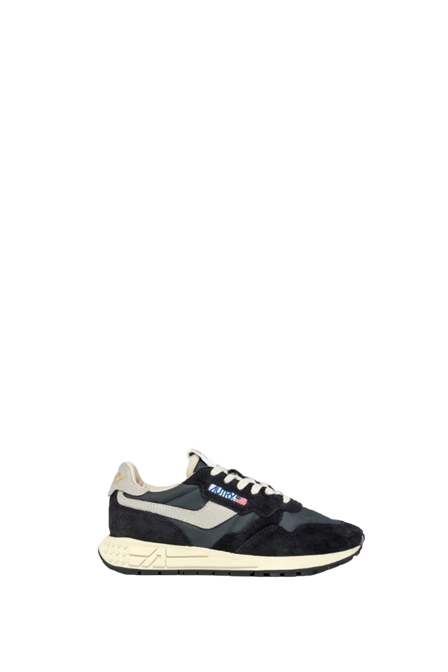 Shop Autry Sneakers Reelwind Low In Black