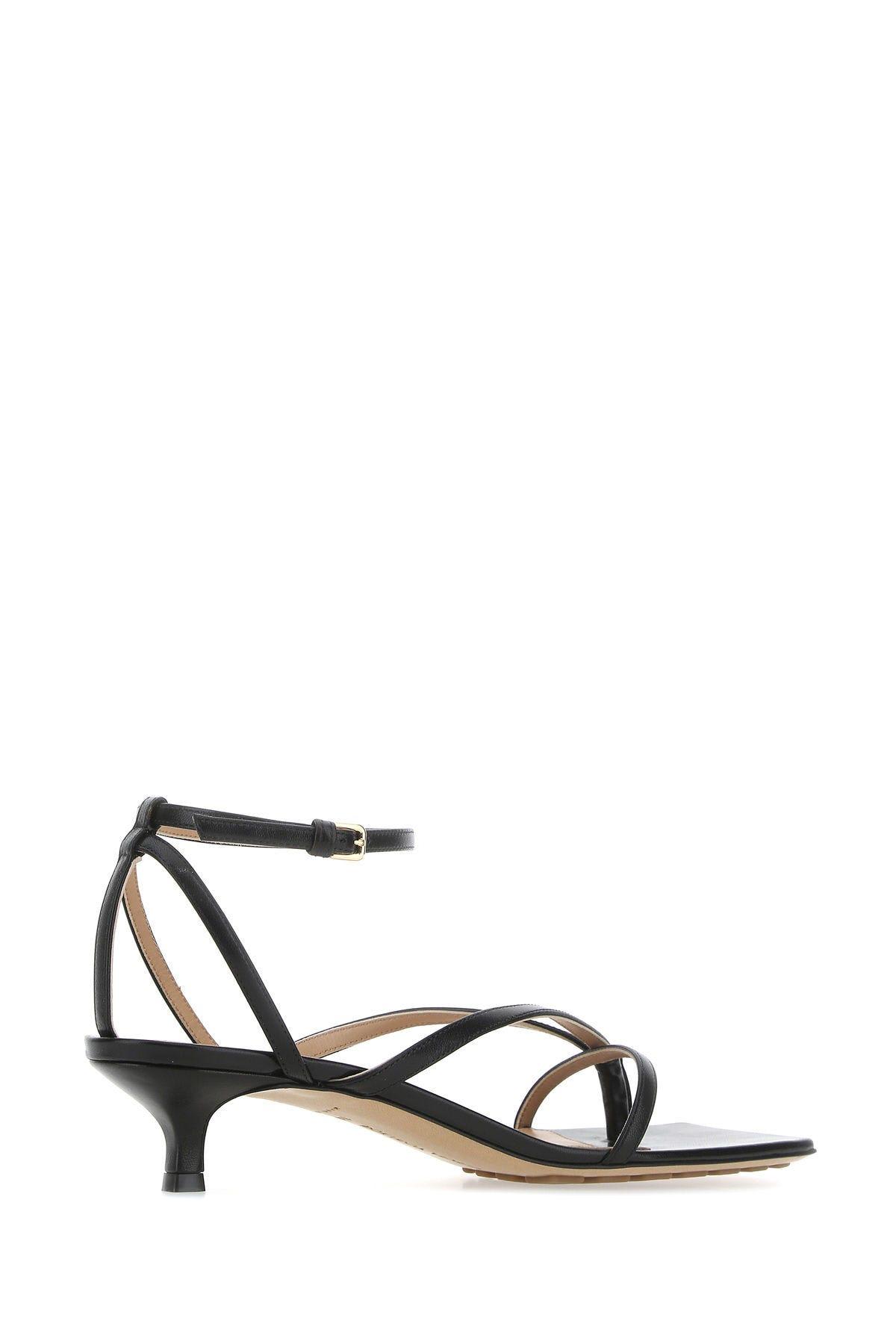 Bottega Veneta Black Leather Stretch Sandals In Nero