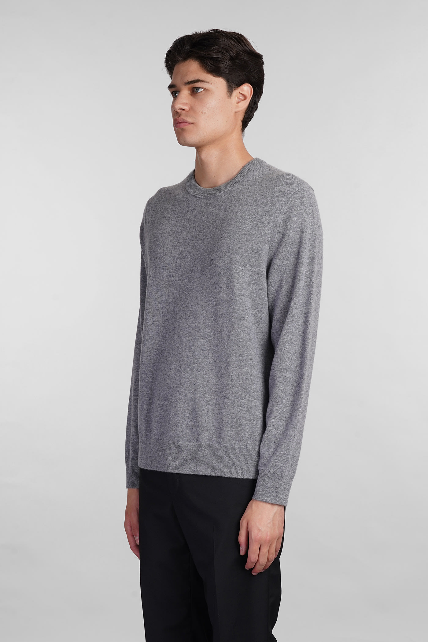 Shop Theory Knitwear In Grey Cashmere