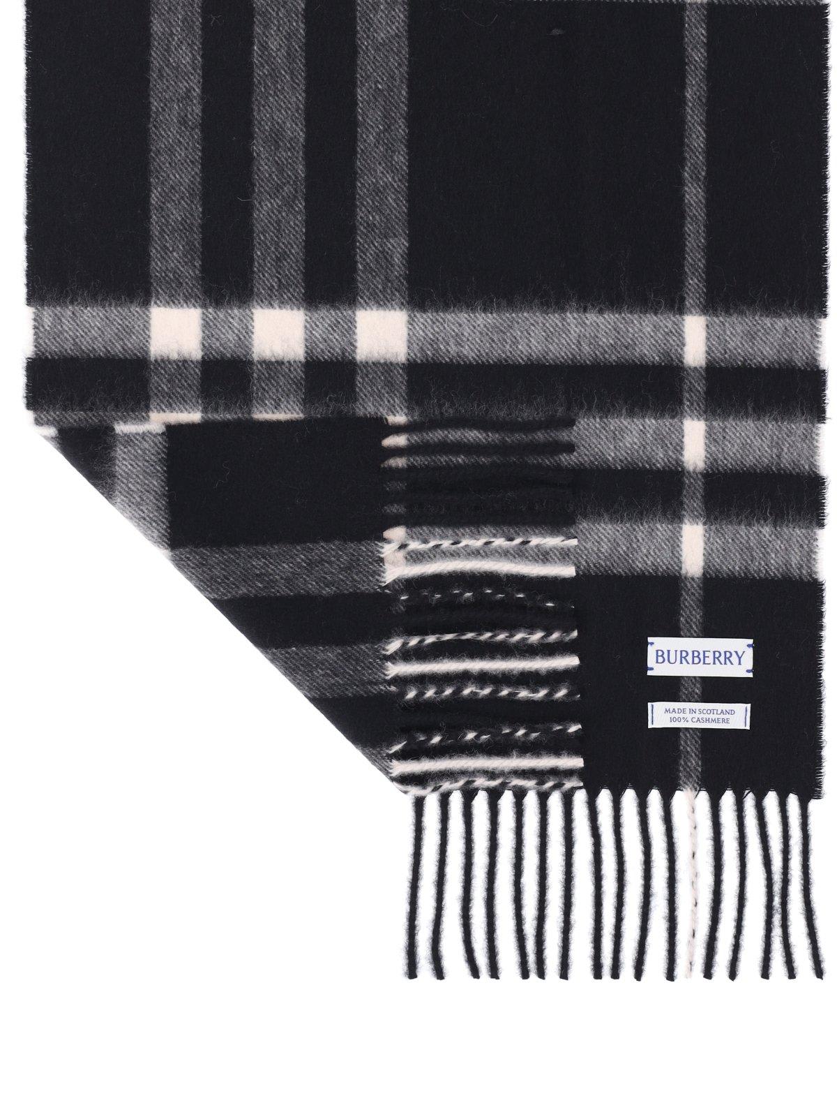 Burberry Checked Fringed-edge Scarf In Black