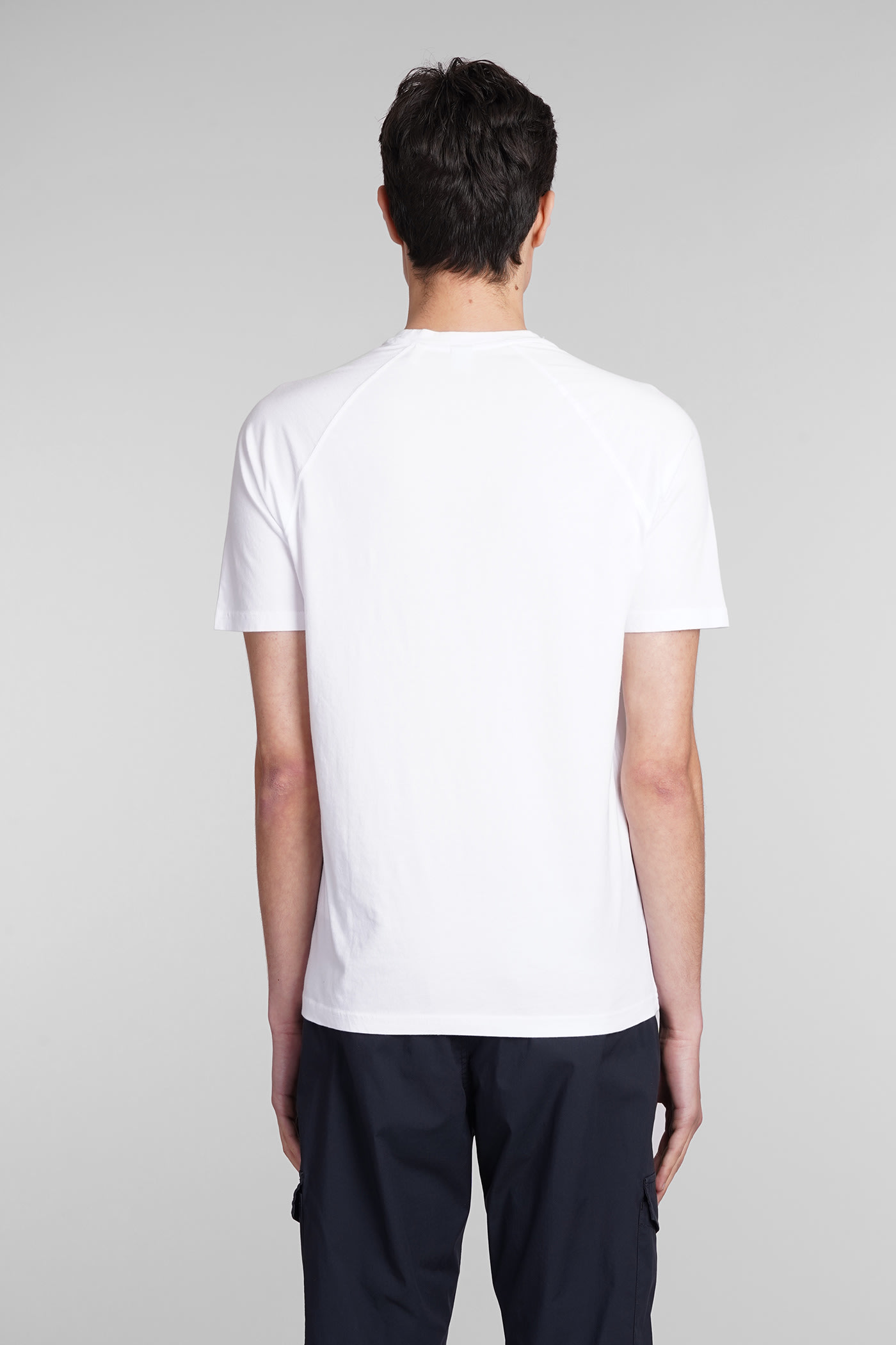 Shop Aspesi T-shirt Ay28 T-shirt In White Cotton