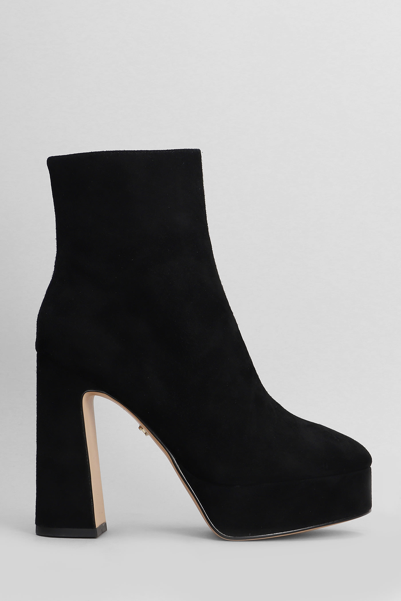 Leste High Heels Ankle Boots In Black Suede