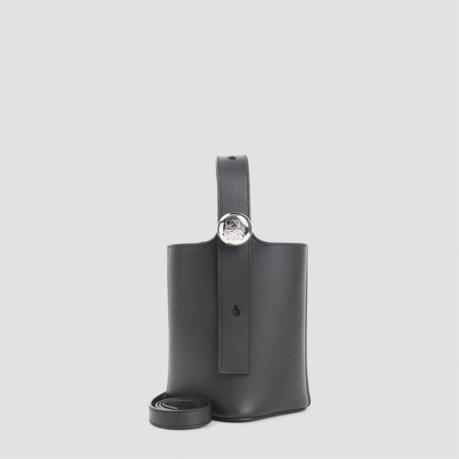 Loewe Pebble Bucket Mini In Black