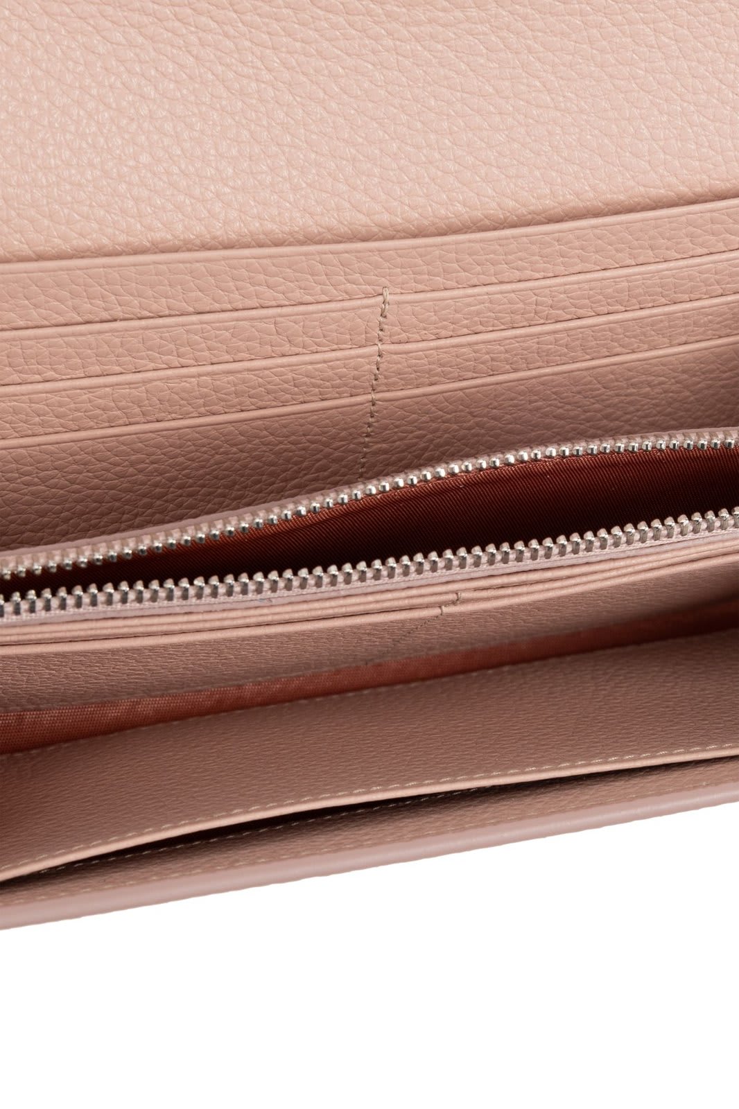 Ferragamo Gancini Chain-linked Wallet In Pink