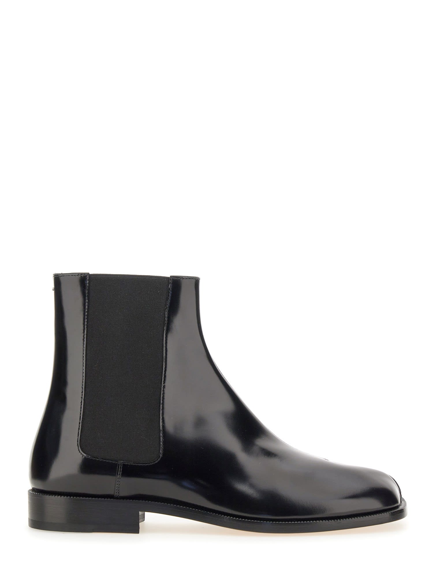 Maison Margiela Tabi Patent-leather Brogues In Black