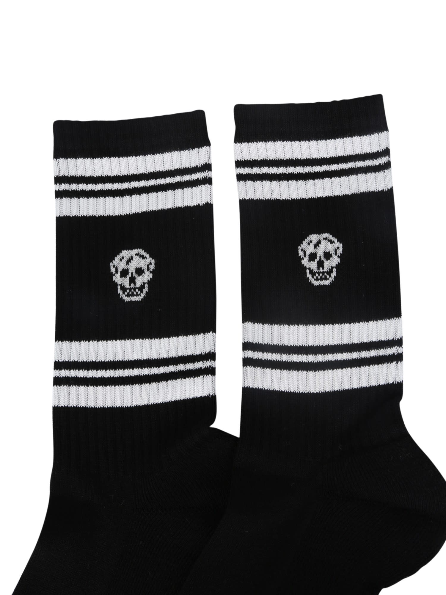 Shop Alexander Mcqueen Sports Skull Socks In Black