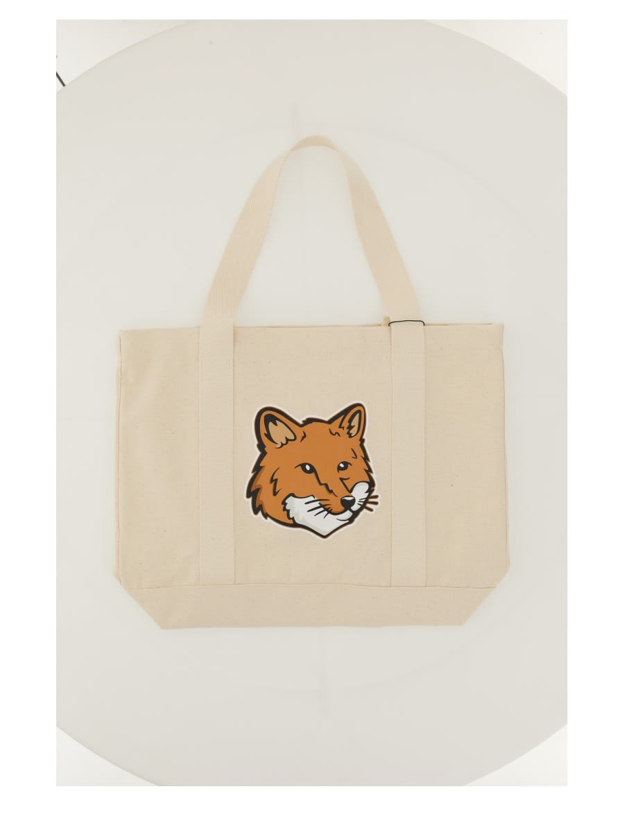 Maison Kitsuné Maison Kitsun Fox Head Print Bag In Powder