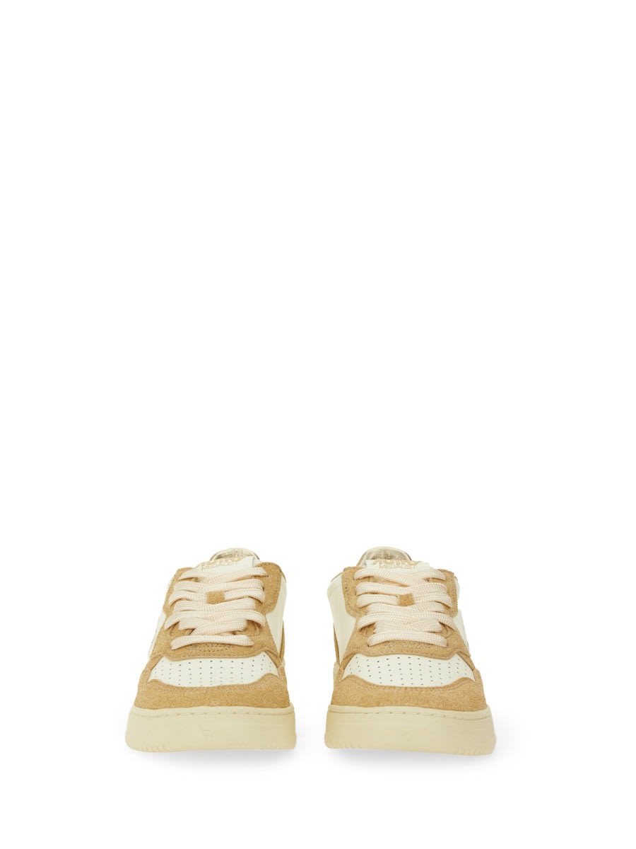 Autry Medalist Low Sneaker In Brown