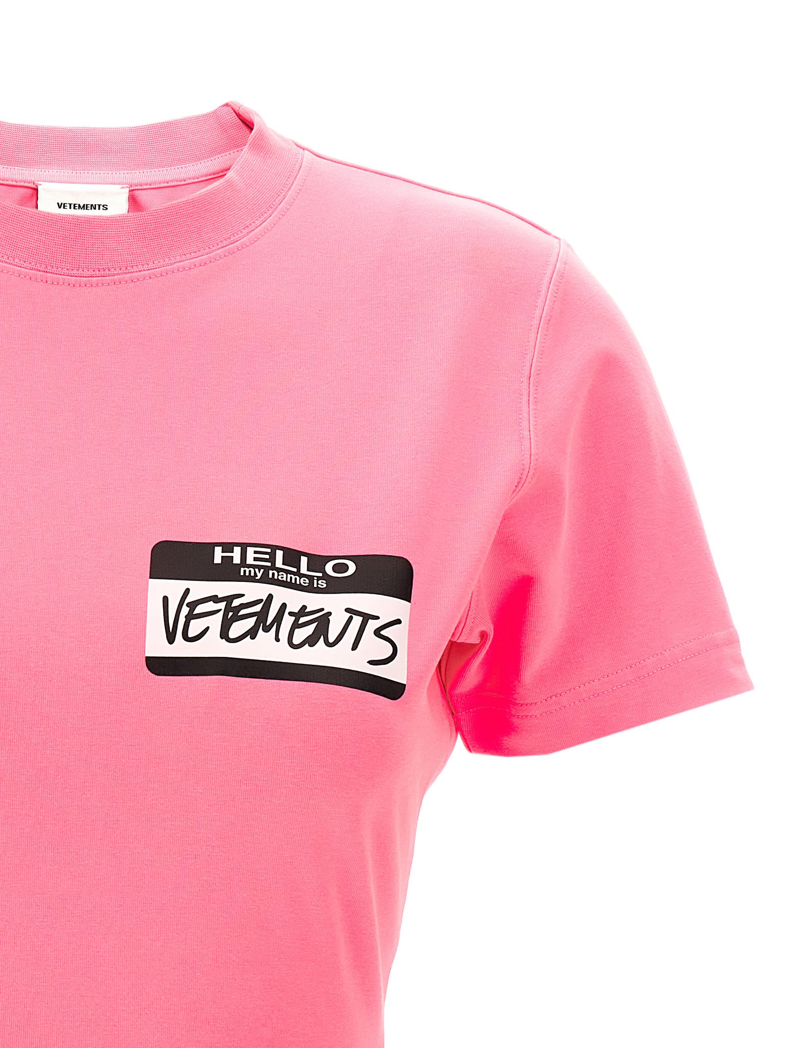 Shop Vetements Hello My Name Is  Cropped T-shirt In Fuchsia