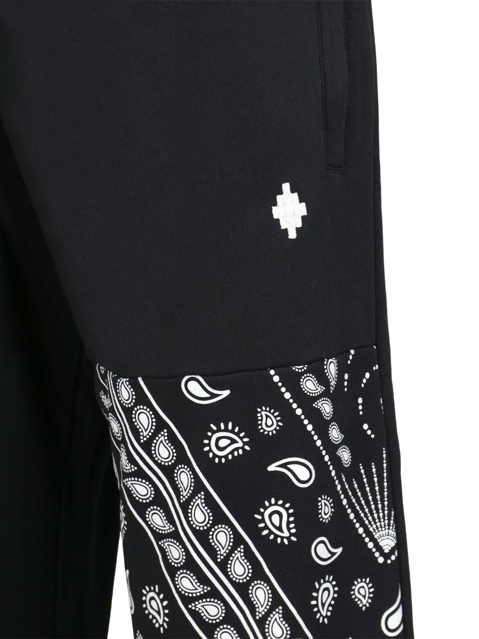 Marcelo Burlon County Of Milan Pants & Shorts In Black