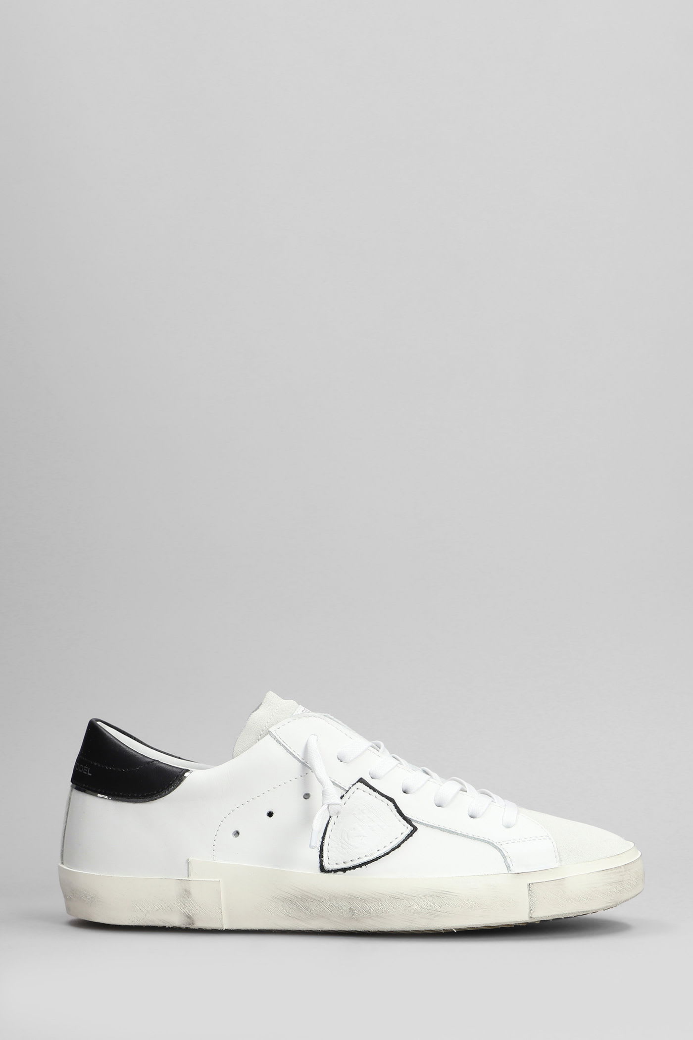 Philippe Model Prsx Low Sneakers In White Suede And Leather In White