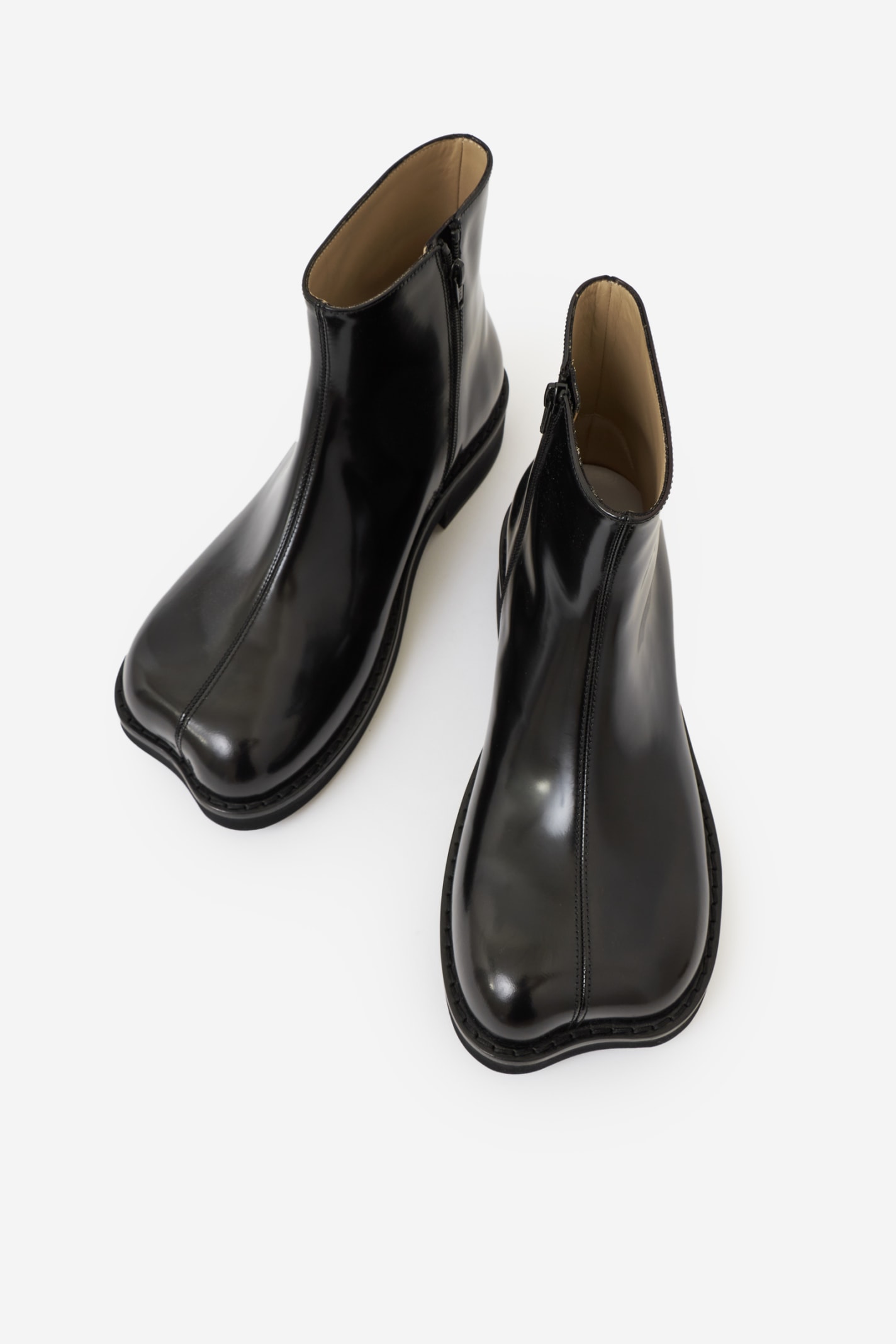 Mm6 Maison Margiela Anatomic Ankle Boots In Black