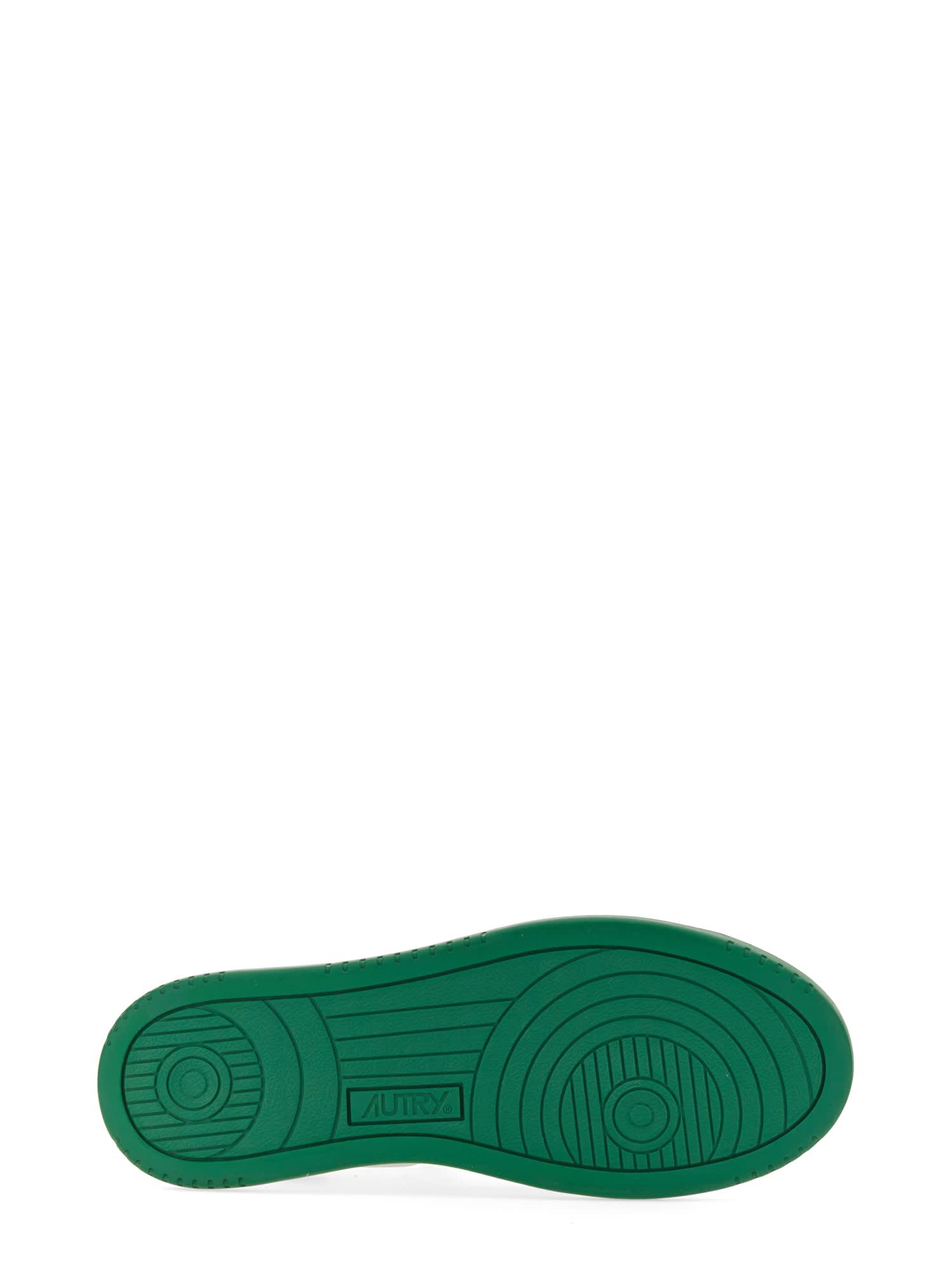 Autry Leather Medalist Low Sneakers In Green