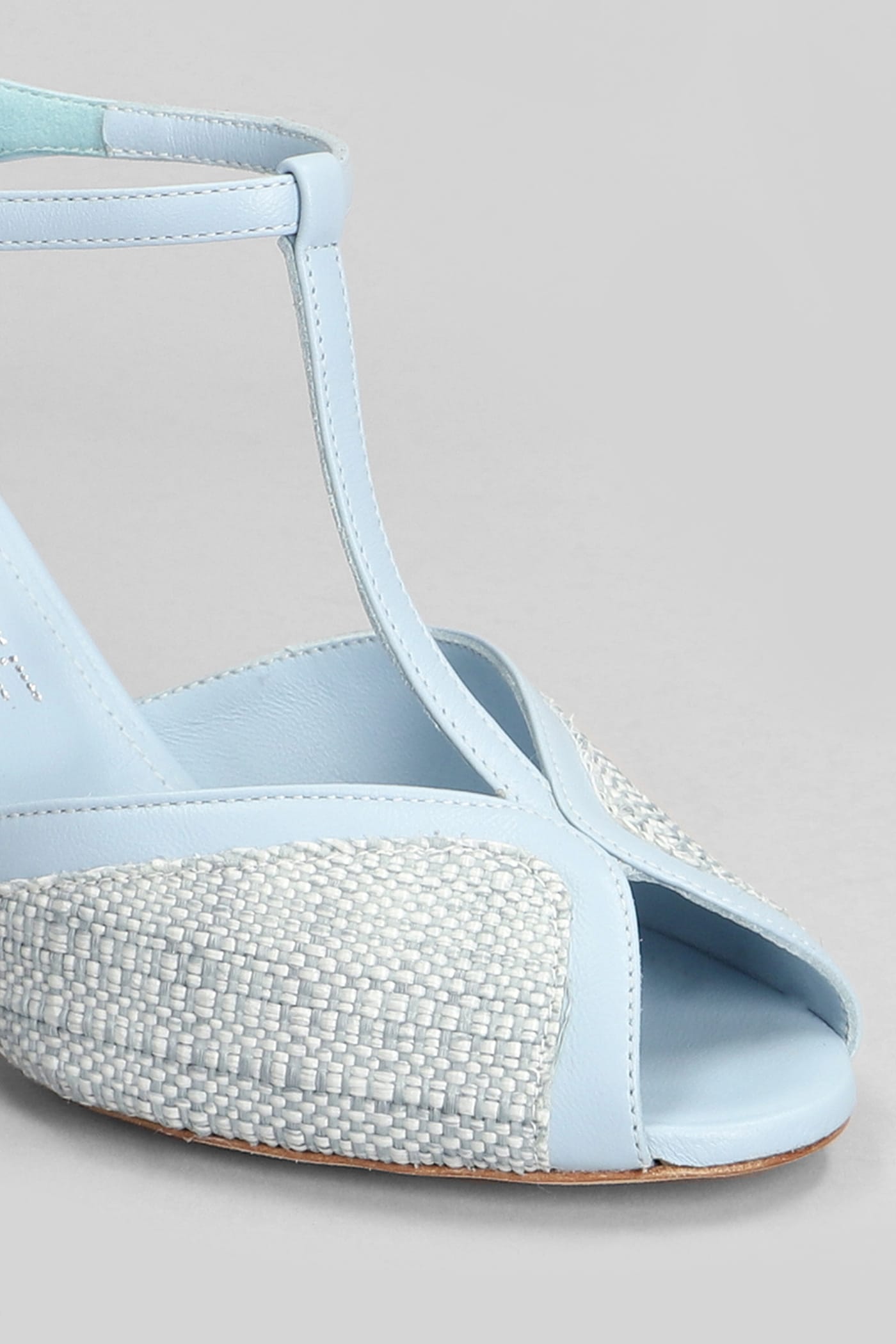 JULIE DEE SANDALS IN CYAN RAFFIA 